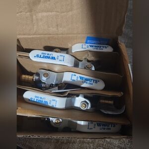 QTY 5 Watts Genuine LFM-560-PEX 2-Pc Full Port Brass Ball Valve 400 PSI WOG 1/2"